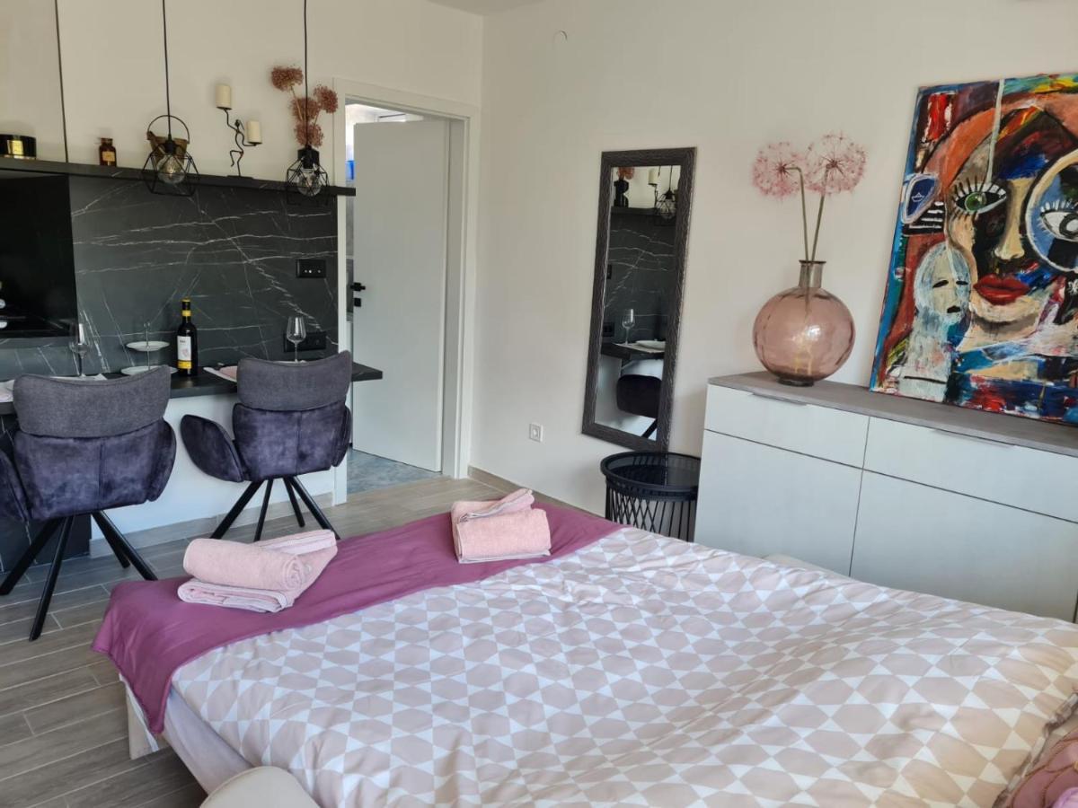 Apartment With Forest & Sea View سيلين المظهر الخارجي الصورة